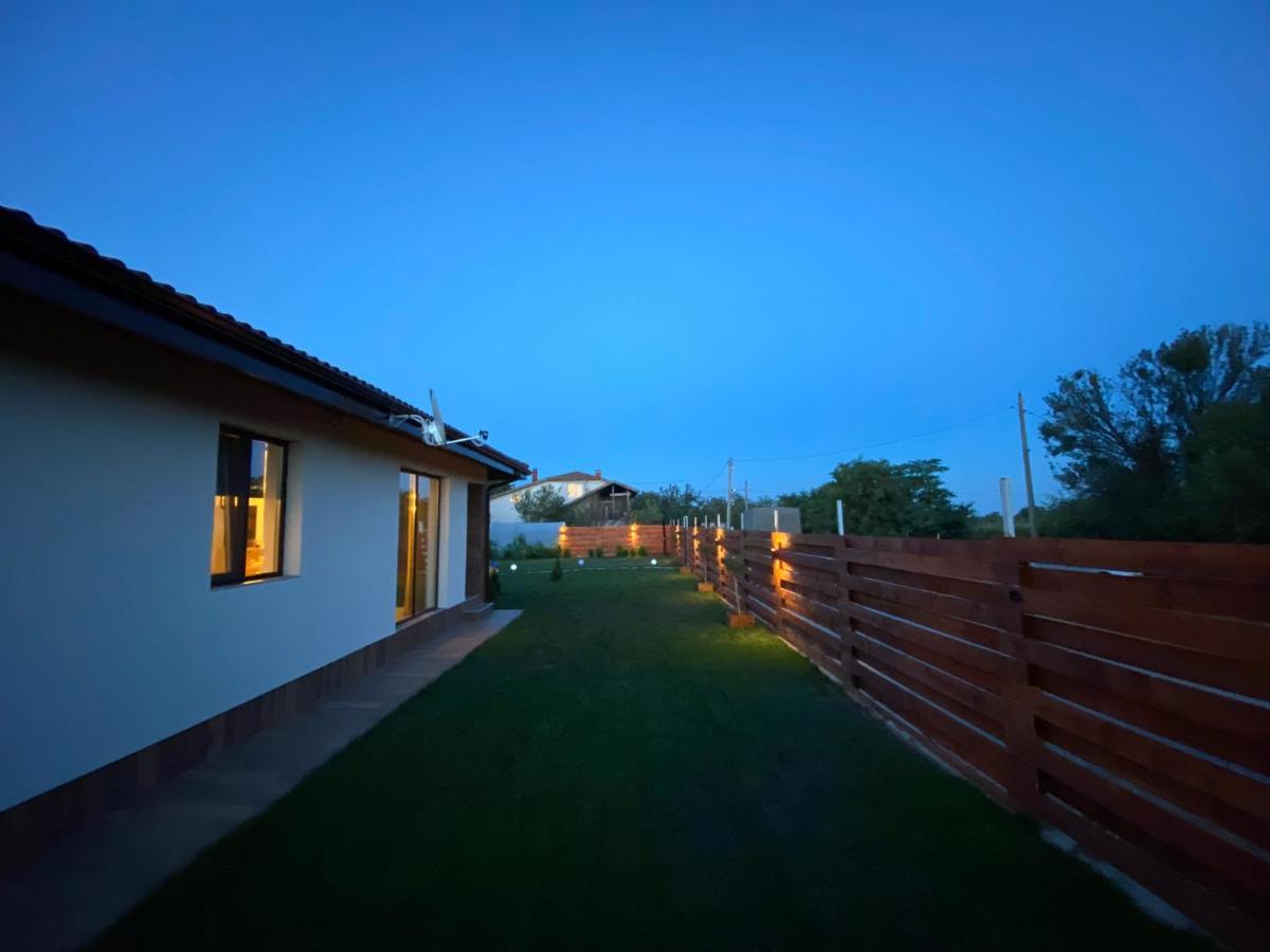 Sea You Guest House Езерец Екстериор снимка