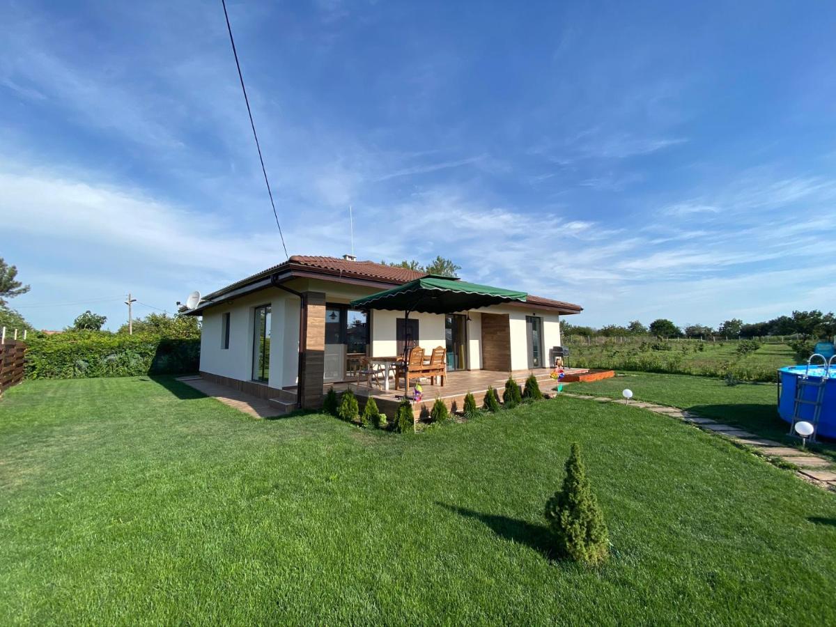 Sea You Guest House Езерец Екстериор снимка