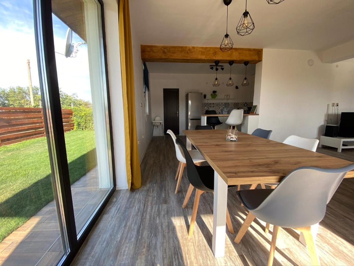Sea You Guest House Езерец Екстериор снимка